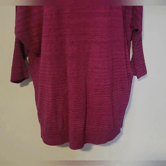 Express Womens Pullover Top Dolman Sleeve Open Knit Sz. Sm dark fuchsia w stripe - Picture 3 of 9
